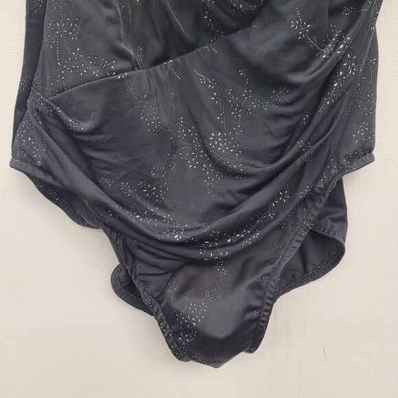 Miraclesuit One Piece Swimsuit Surplice Neck Ruched Bodice in Black/Silver 14 - Picture 2 of 12